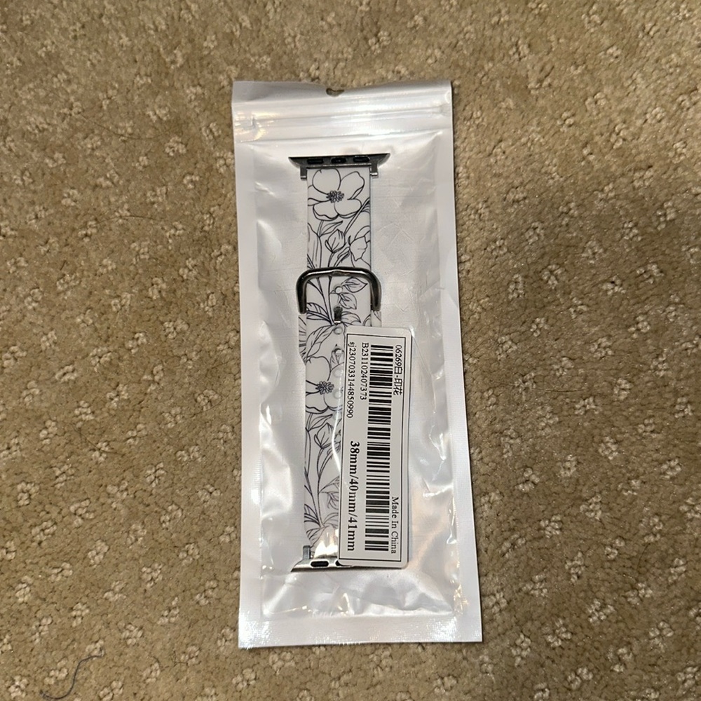 White floral Apple Watch Band